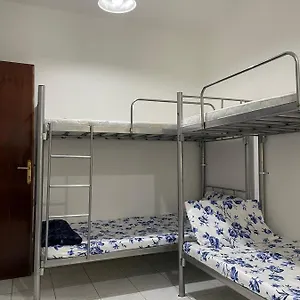 بيت شباب Brand New Boys 5 Min Walk From Burjuman Metro Station Exit-4 With Brand New Furnishings & Free Facilities, دبي